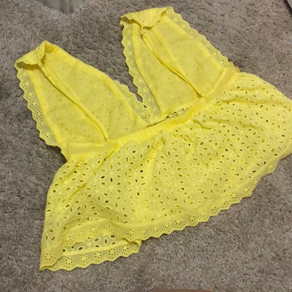 Top - Picture 2 of 3